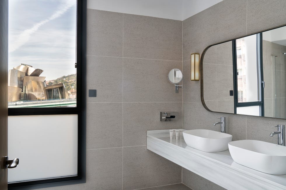 Hotel Vincci Consulado de Bilbao 4*