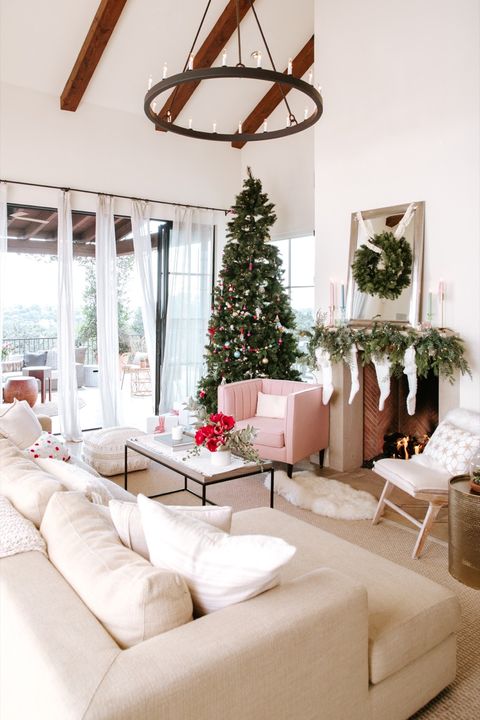 Living room, Christmas decoration, White, Room, Christmas tree, Home, Interior design, Property, Furniture, Christmas, 