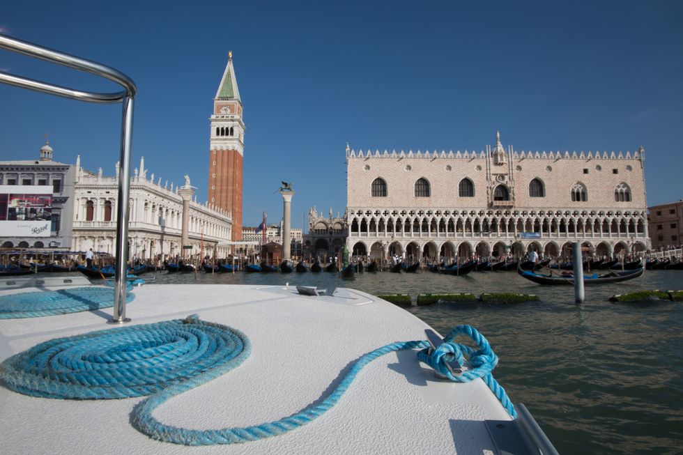 houseboat, campanile, palazzo ducale, san marco, venezia