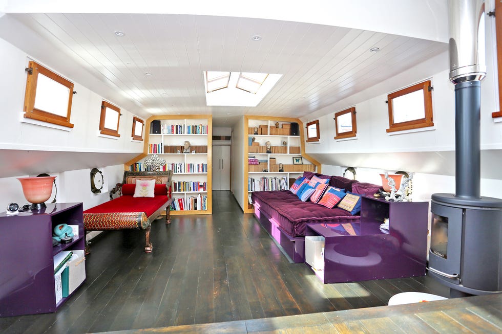 Houseboat In Imperial Wharf For Sale For £1 Million