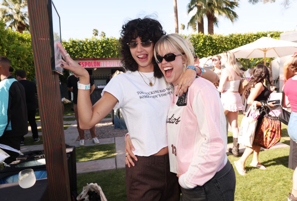 how did we miss reneé rapp and girlfriend towa bird on stage at coachella