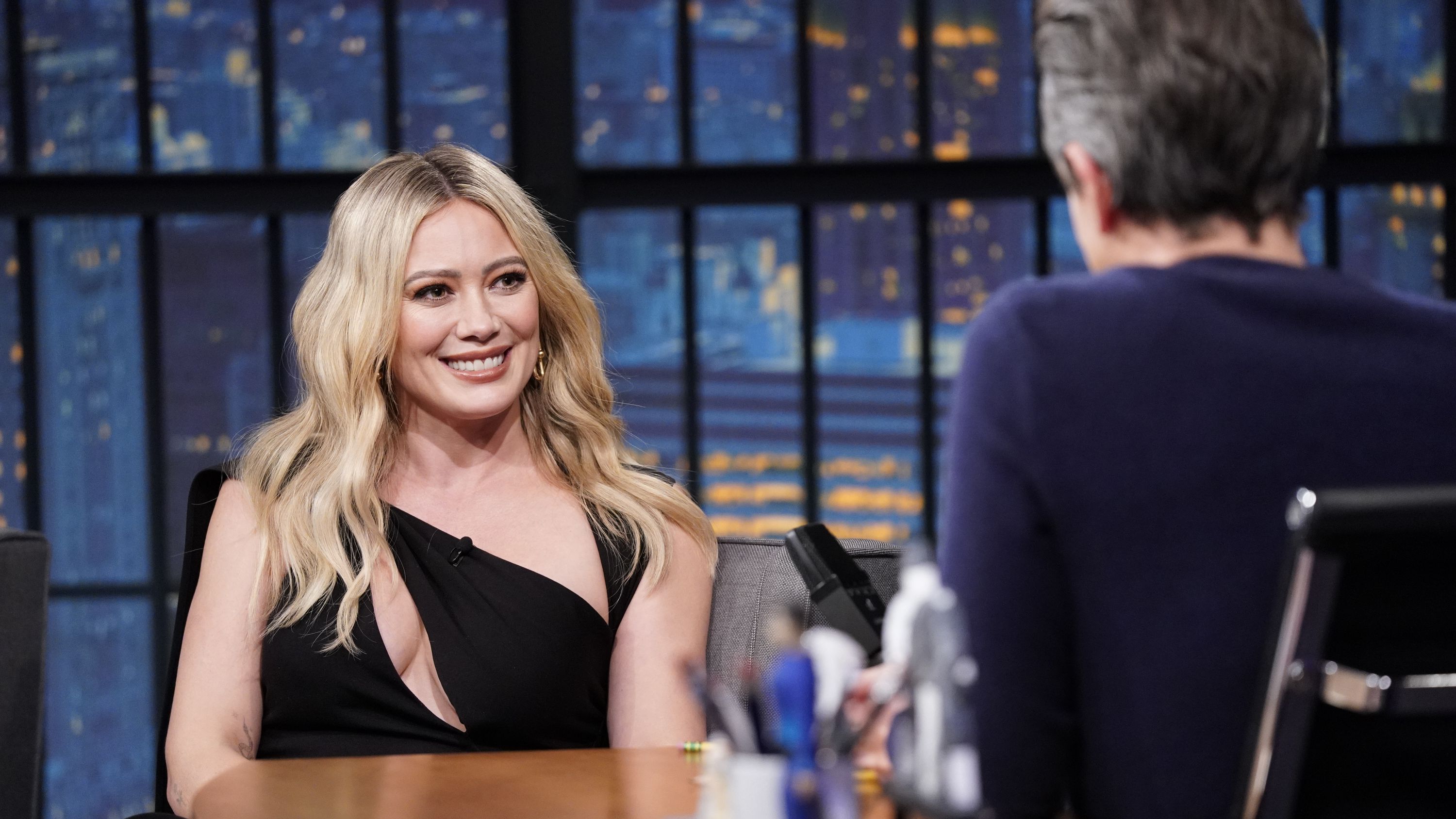 Hillary Duff Porn Captions Porn - How I Met Your Father' Star Hilary Duff Wore a Daring See-Through Dress and  Floored Fans