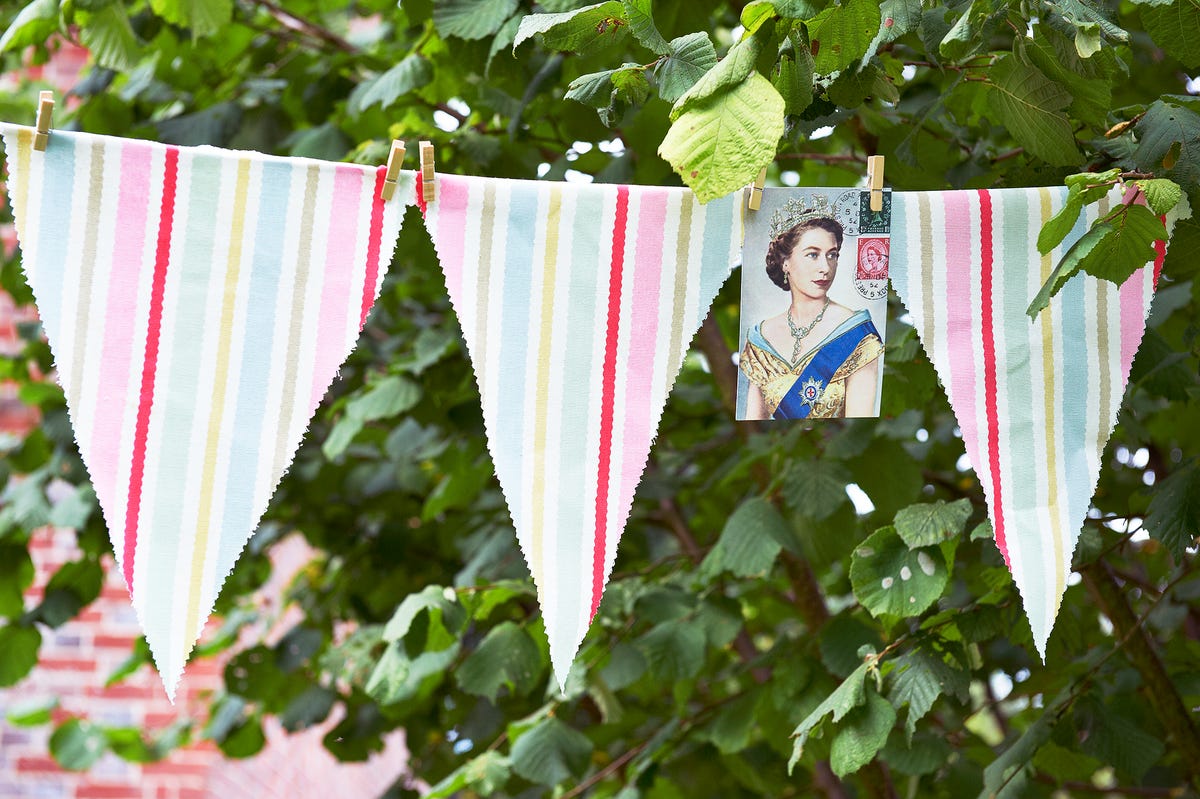 How To Make No Sew Jubilee Bunting For Queen's Jubilee