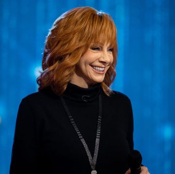 how old is reba mcentire