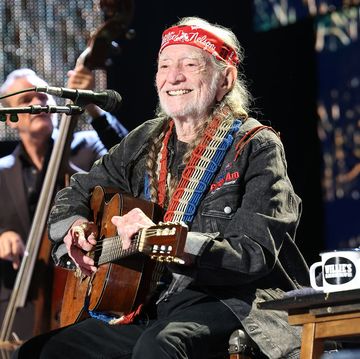 how old is willie nelson