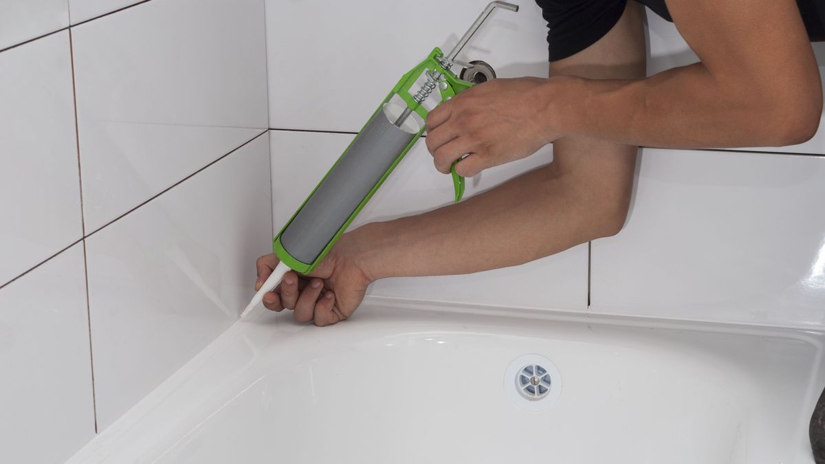 How to Caulk with Silicone - Clean, Easy and Cheap!- Tile Maintenance Tips  Episode 2 