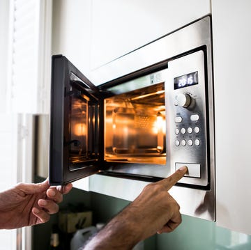 How to clean a microwave how to clean a microwave