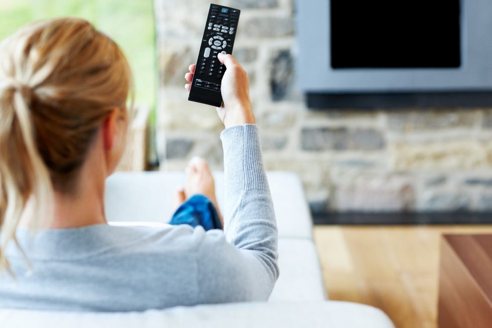 how to clean a remote control