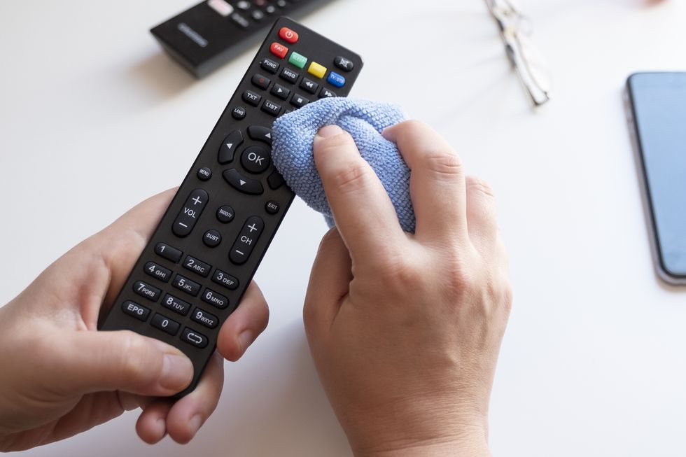 how to clean a tv remote