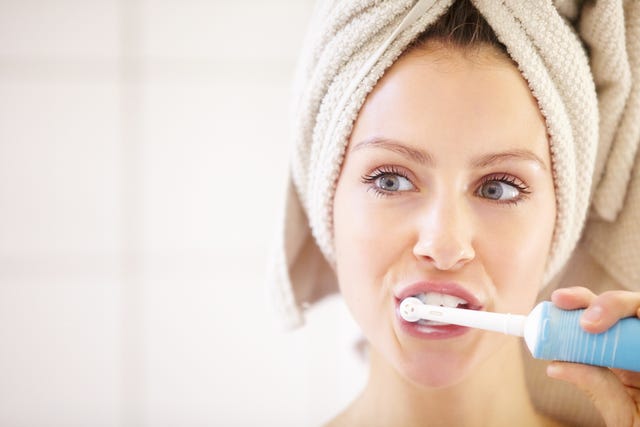 how to clean an electric toothbrush