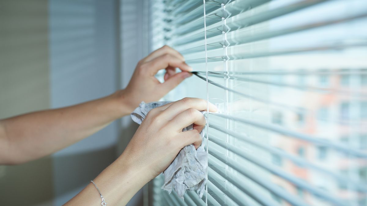 preview for How to Clean Blinds