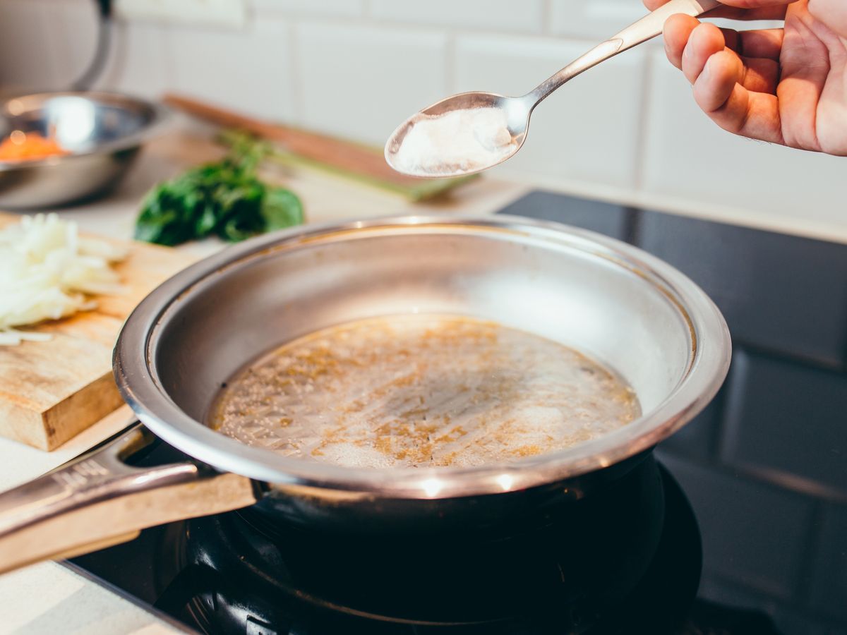 How to Clean a Cast Iron Pan With Baking Soda and Elbow Grease