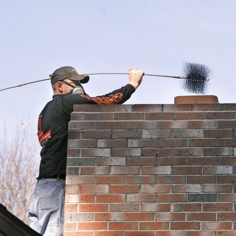 how to clean chimney sweep service
