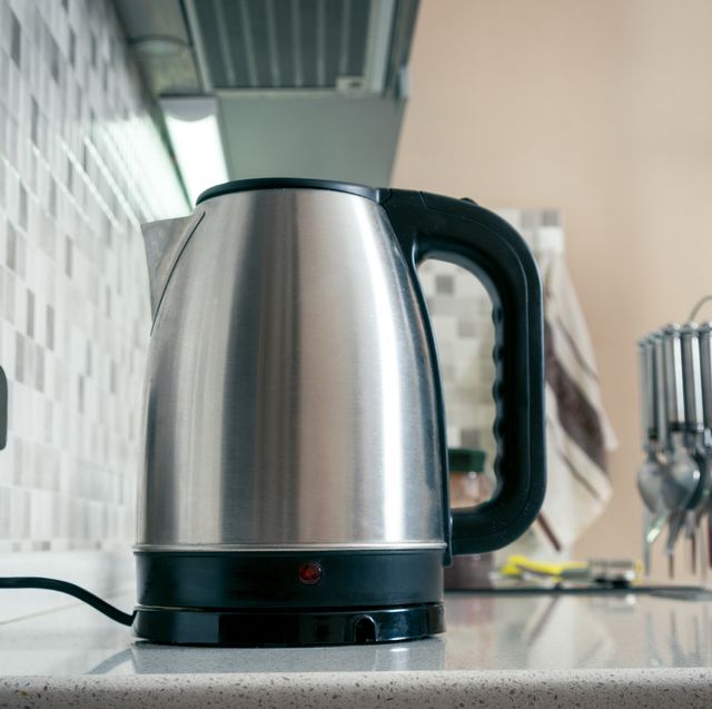 https://hips.hearstapps.com/hmg-prod/images/how-to-clean-electric-kettle-1651699385.jpg?crop=0.638xw:1.00xh;0.0765xw,0&resize=640:*