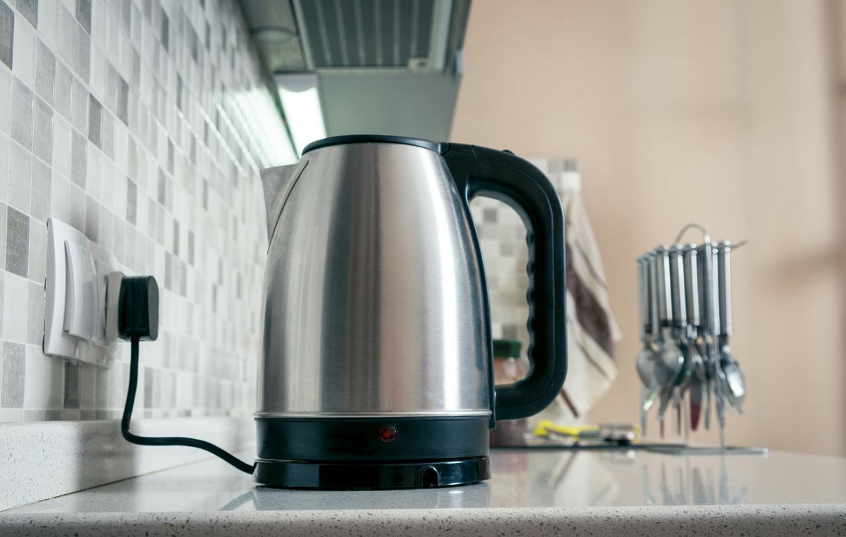 how to clean electric kettle