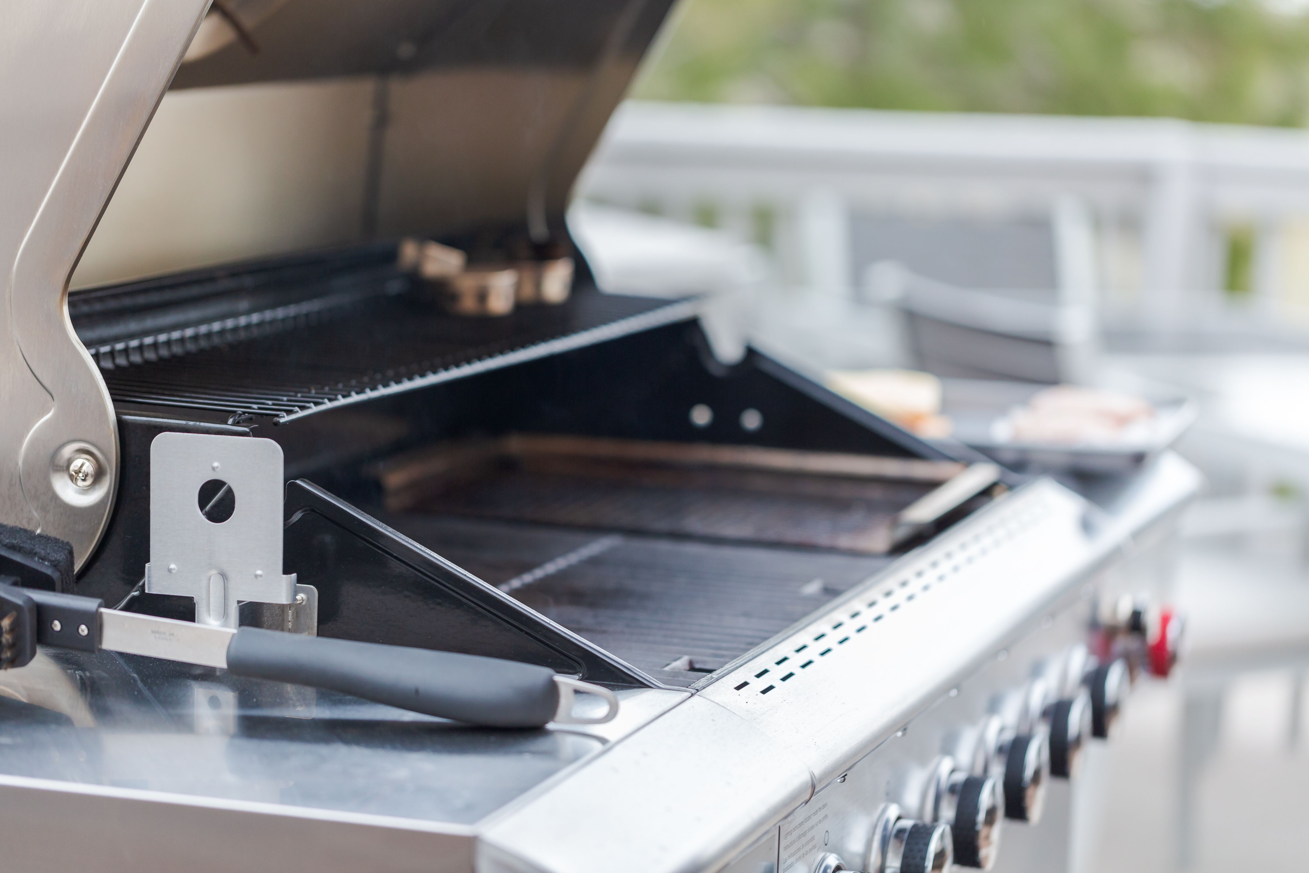 How to Clean a BBQ - The Only BBQ Guide You'll Ever Need!