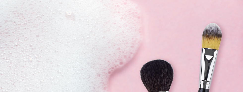 How Clean Makeup Brushes - Makeup Brush and