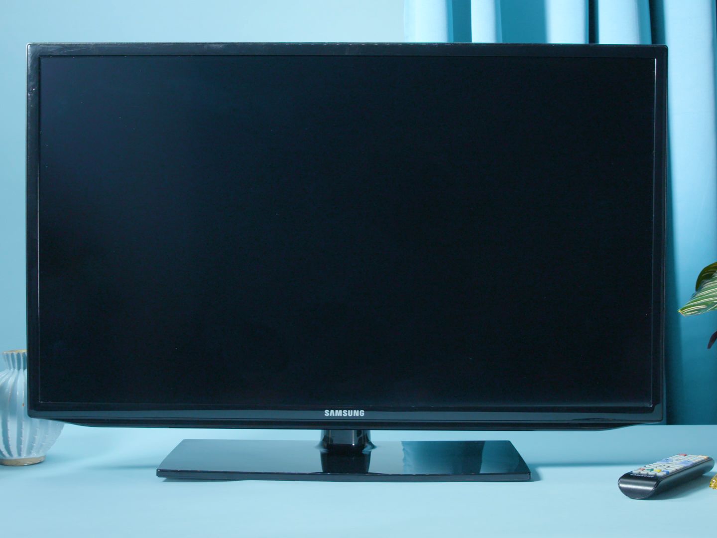 flat screen tv vs monitor