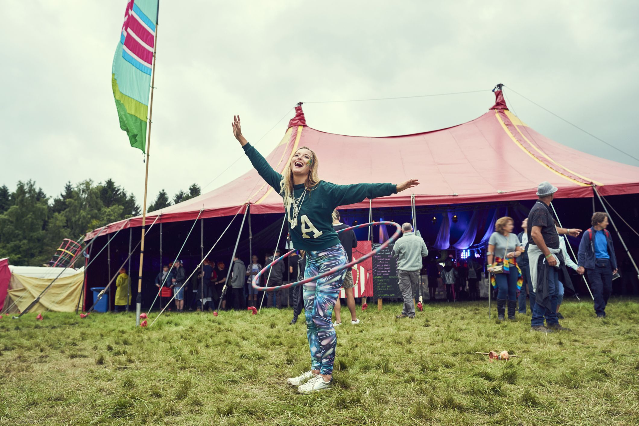 The secret to washing without water at a festival