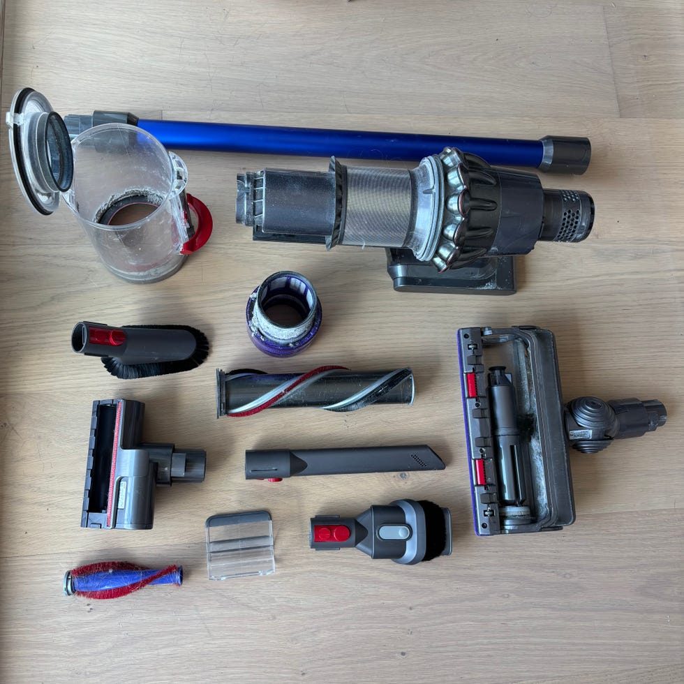 how to clean vacuum parts