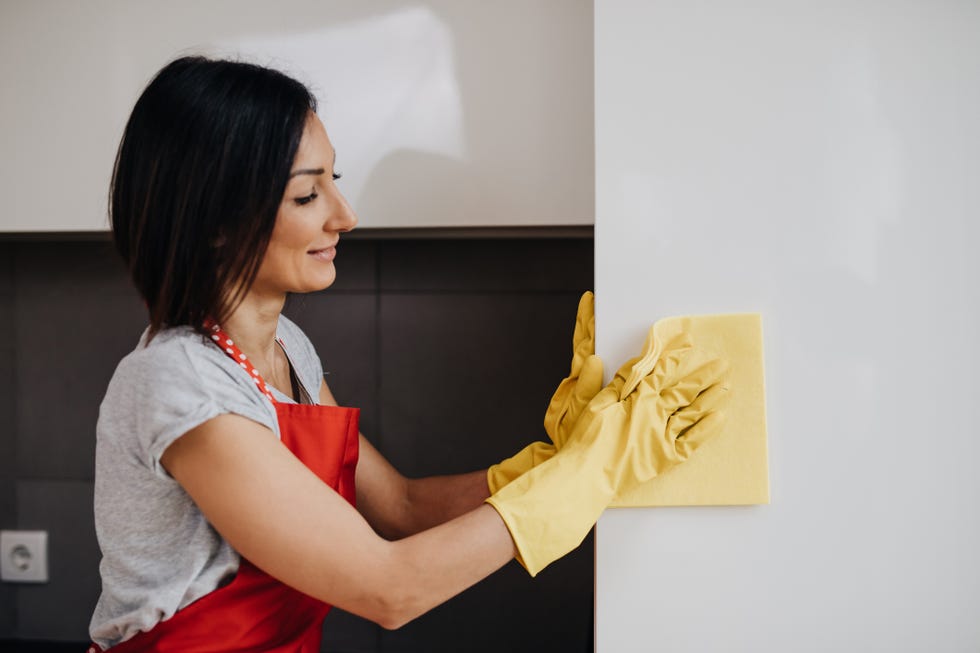 how to clean walls