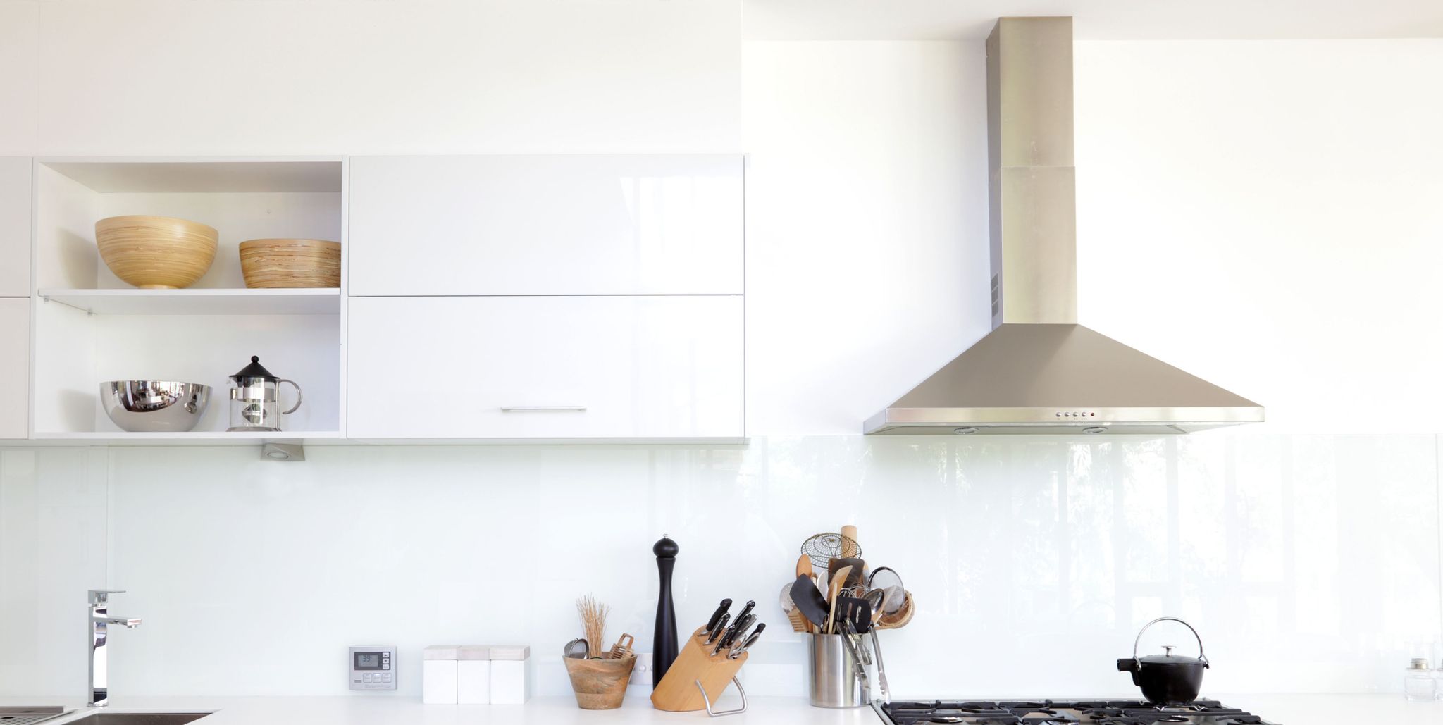 How to Clean Your Range Hood