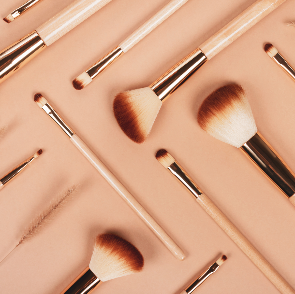 How to Clean Makeup Brushes for Even Better Beauty Looks in 2023