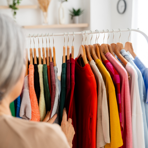 how to colour coordinate your wardrobe