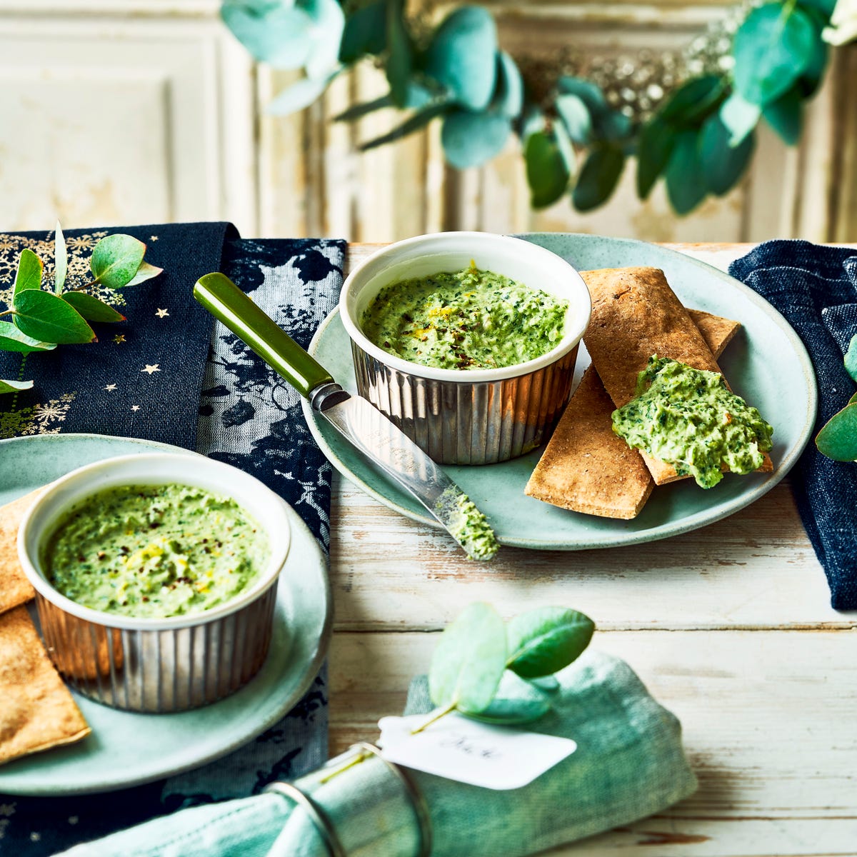 How to cook Christmas dinner for six for under £45