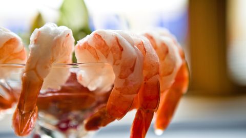 preview for Reheat Shrimp Perfectly Every Time | Men’s Health Muscle