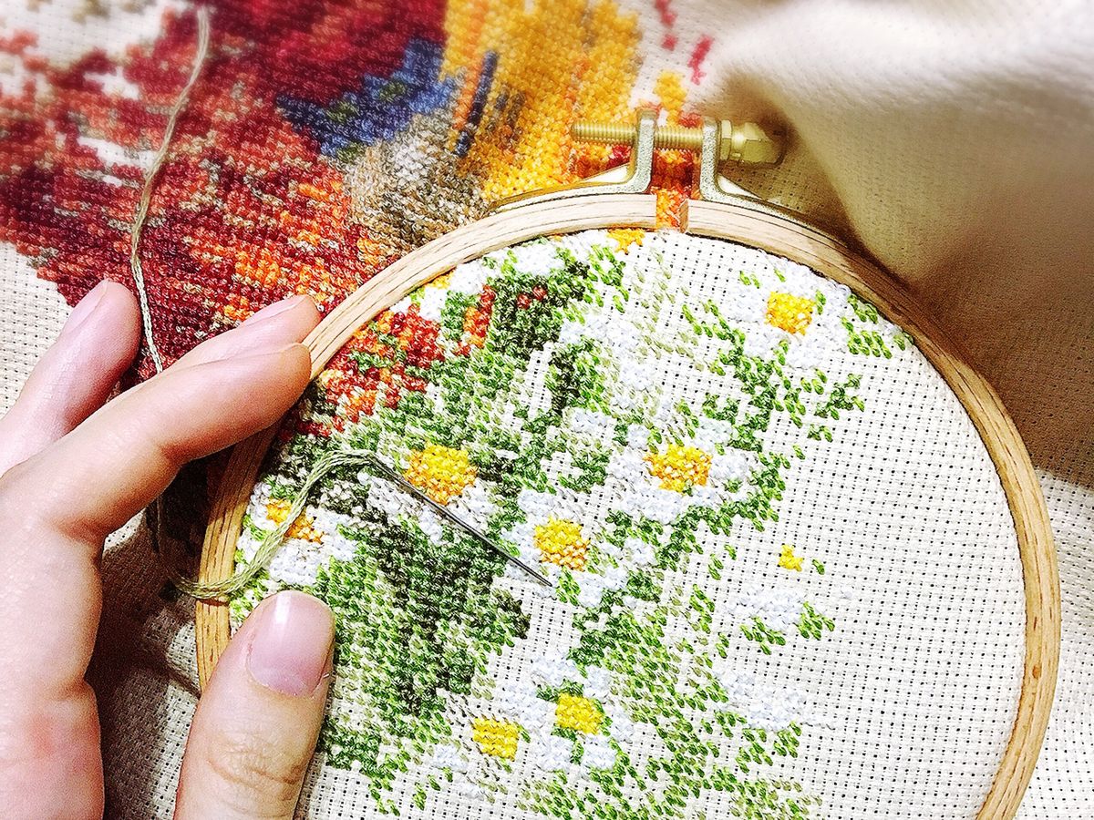 WHIMSICAL STITCHES CRAFT FOR BEGINNERS: The Ultimate guide to