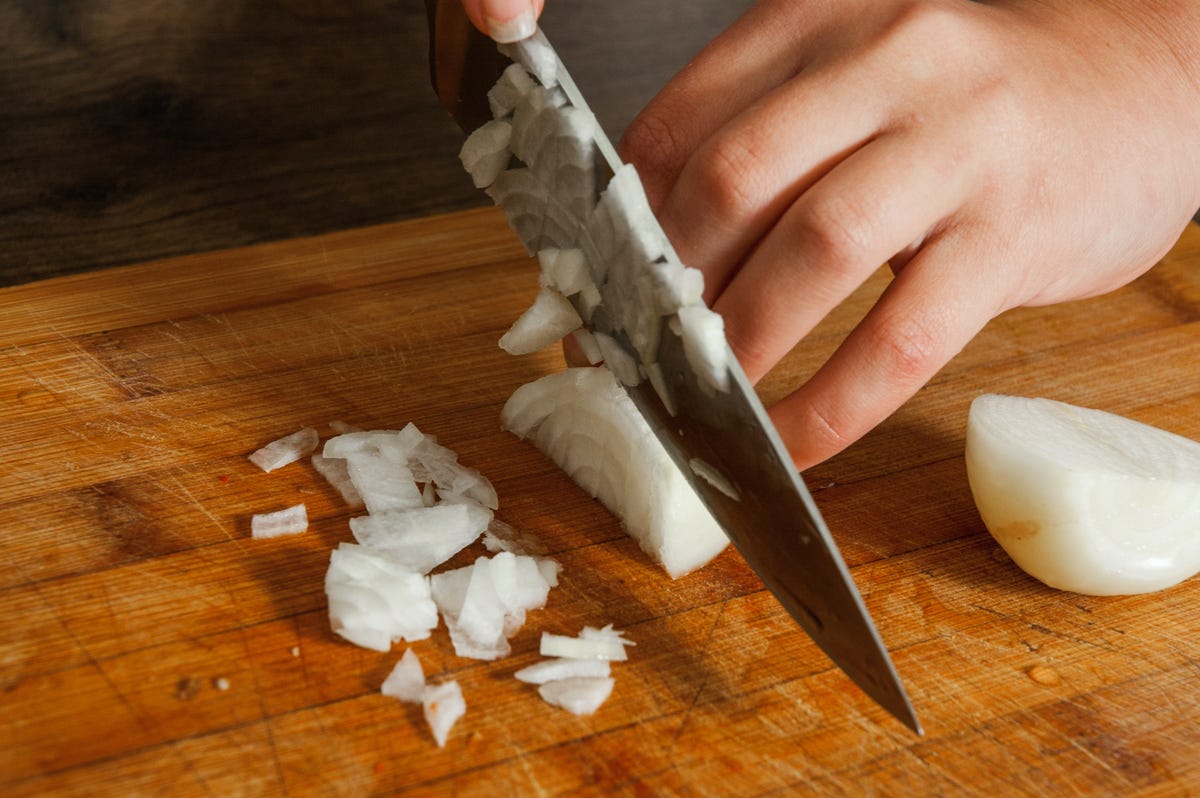 Clothespin Onion Trick - No Tears