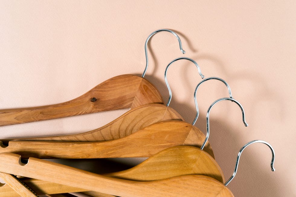 how to declutter your wardrobe