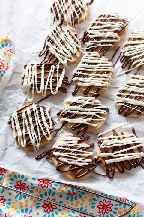 orange shortbread cookies with chocolate drizzle