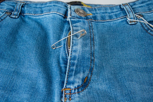 11 ways to fix a broken zipper - best tips and tricks to try