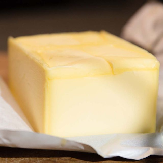 バターは冷凍できる？バターを冷凍するタイミングは？バターを冷凍保存する際の注意点や冷凍したバターの解凍方法を解説します。﻿バターのおいしさをそのままに効率良く使い切りたいなら、実は「冷凍保存」するのがおすすめな理由とは？