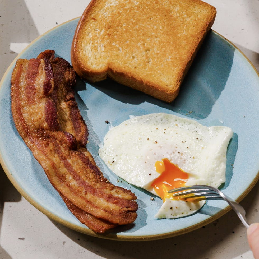 how to fry an egg