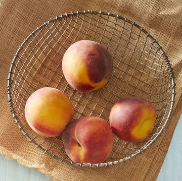 how to get rid of fruit flies basket of peaches