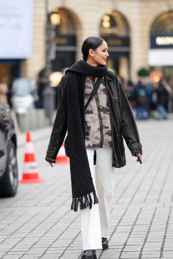 How to Layer Your Clothes This Fall Winter Warm, Chic, and Comfort -  Gorgeous & Beautiful
