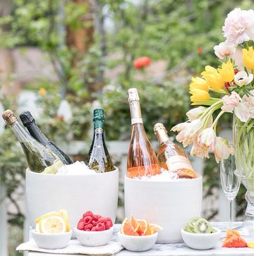 how to make your own diy mimosa bar at home