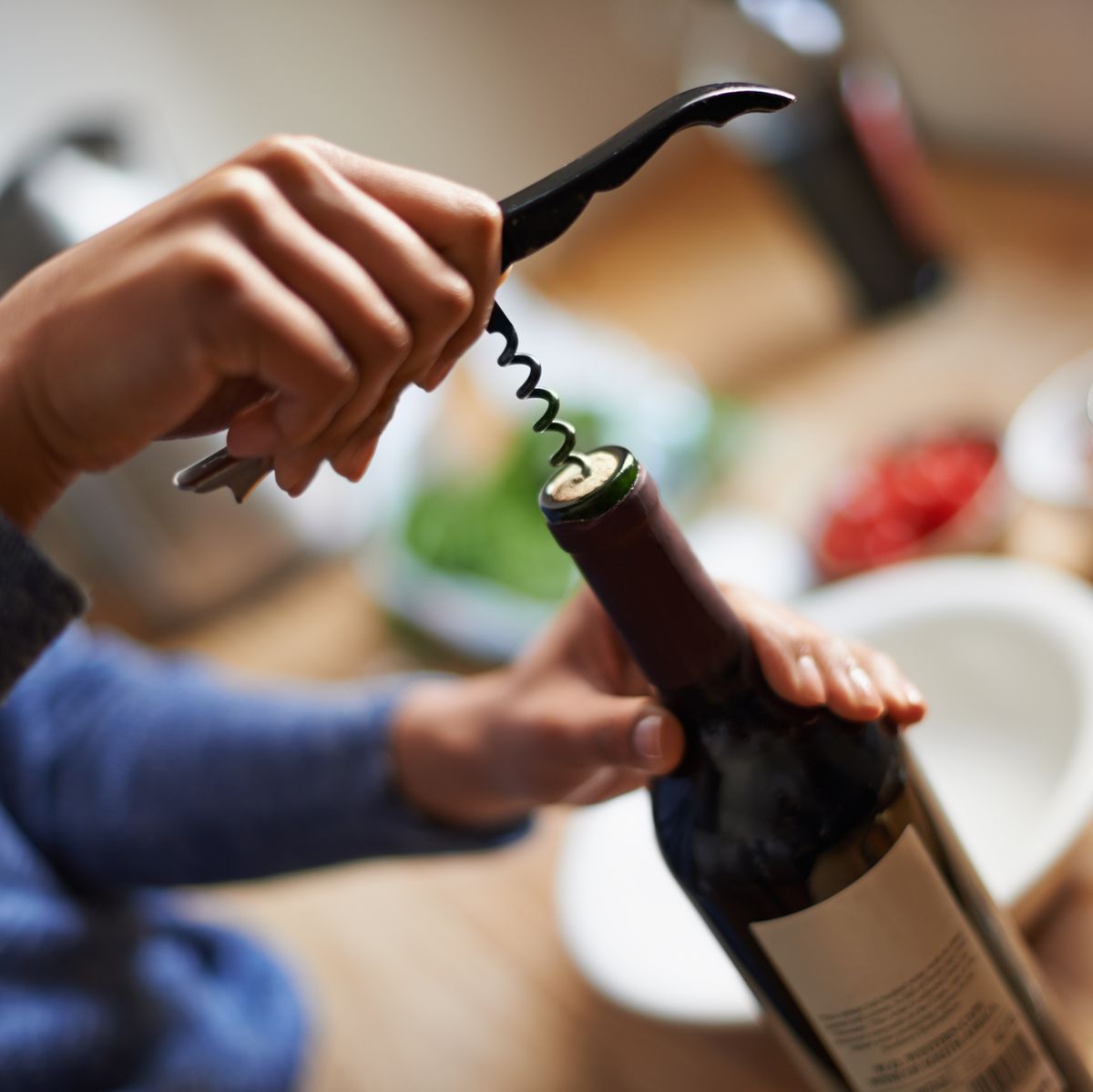 how to open a wine bottle