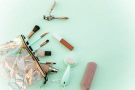 how to organise your makeup toiletries