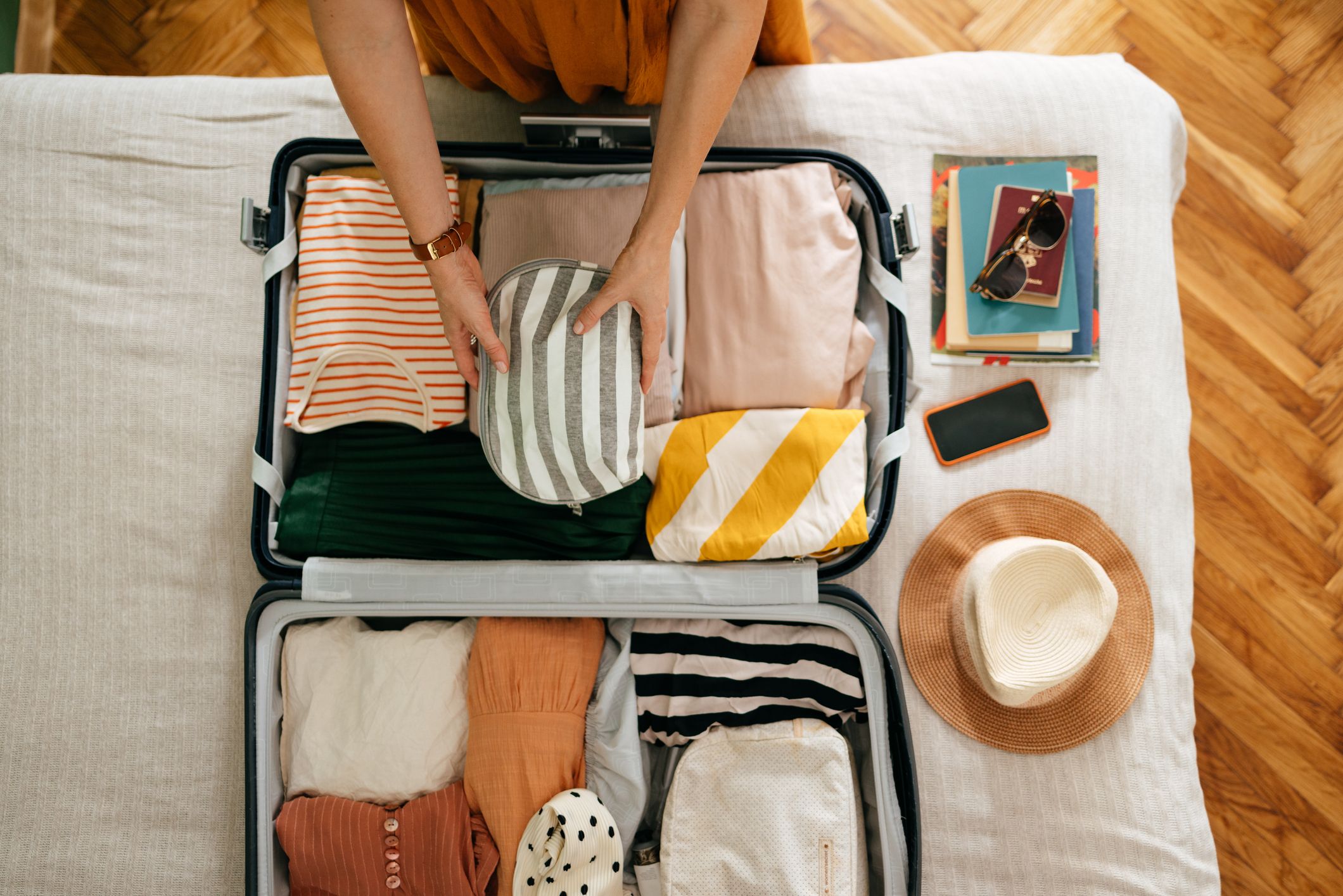 Tips to Using Travel Garment Bags & Avoiding Wrinkles