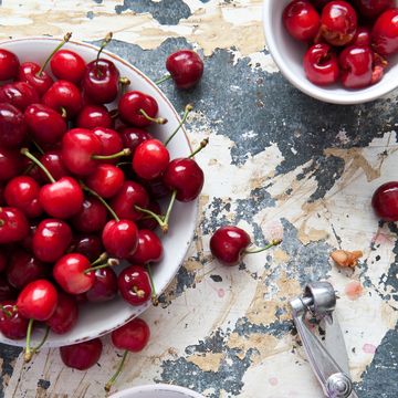 how to pit cherries