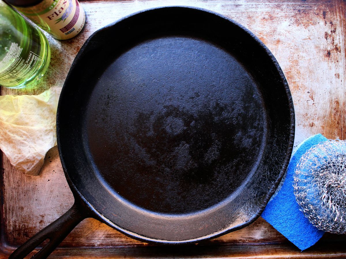 Why You Should Think Twice About Seasoning A Cast Iron Skillet With Olive  Oil