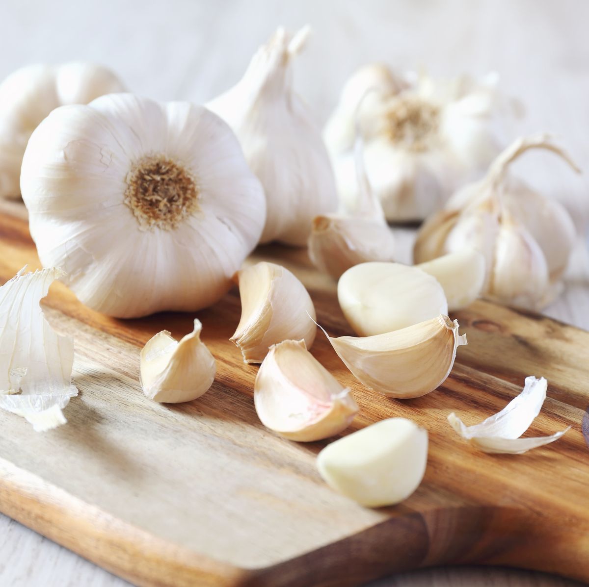 how to store garlic garlic on board