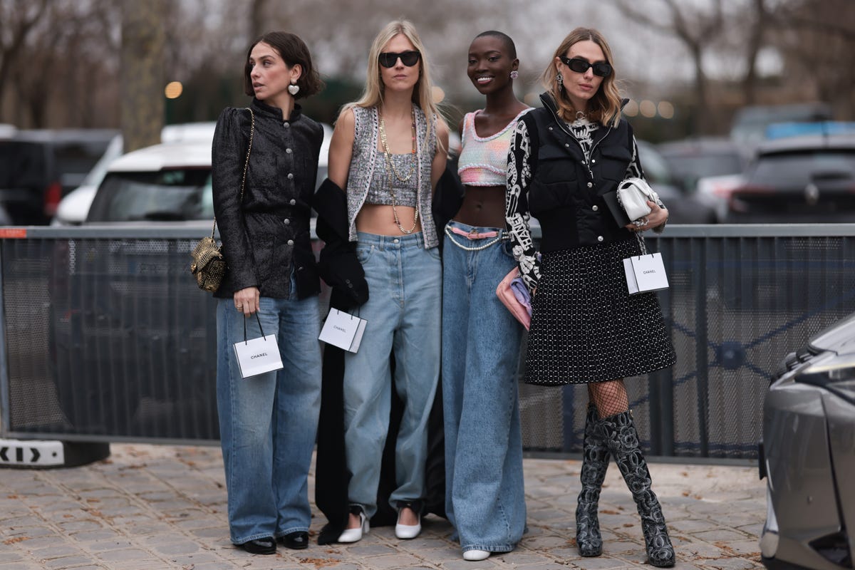 This Is How Fashion Insiders Are Styling Wide-Leg Jeans For The New Season