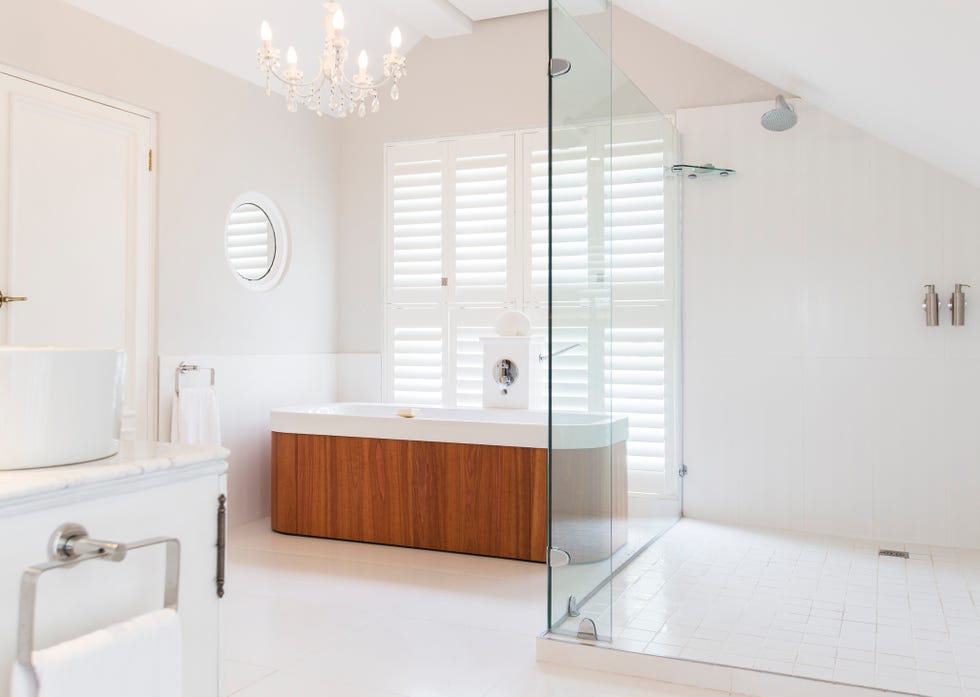 how to tackle limescale on the shower screen