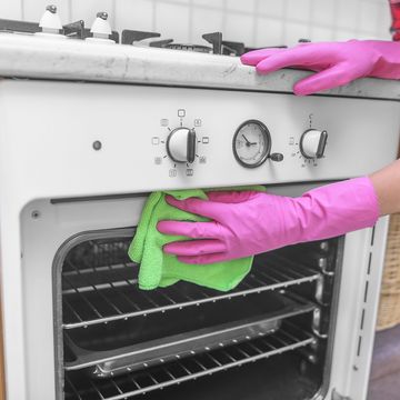 how to use self cleaning oven