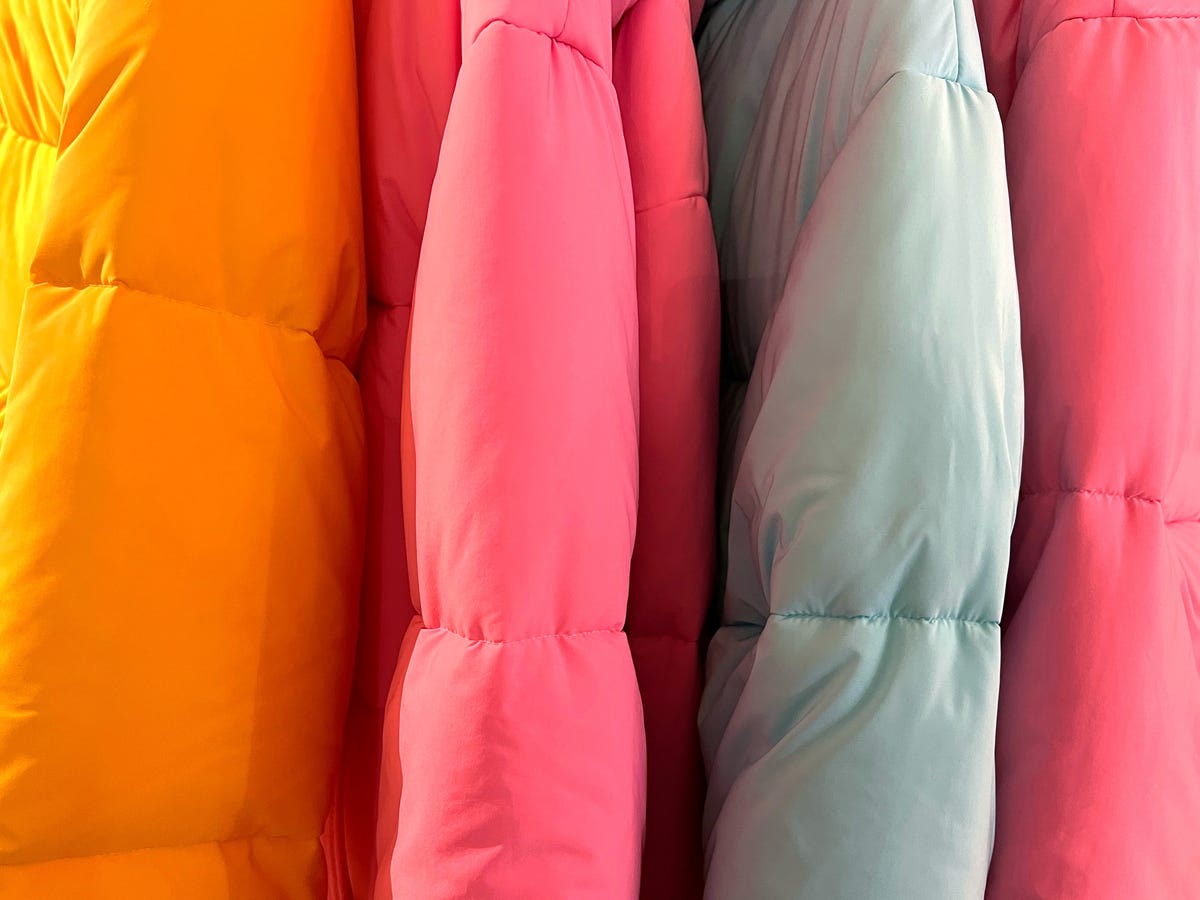 how to wash a puffer jacket